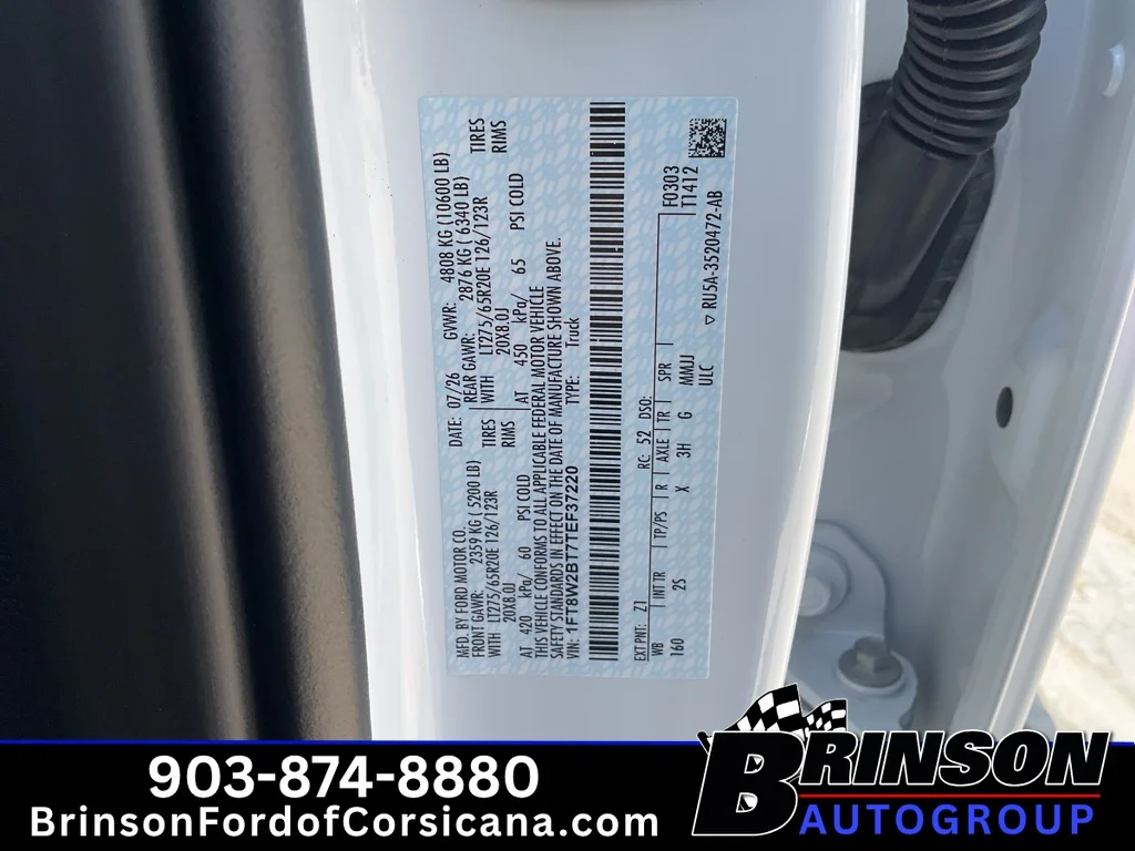 New 2026 Oxford White Ford F-250® XLT image 19