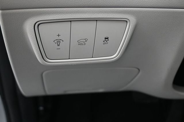 Used 2024 Silver Hyundai SEL image 21