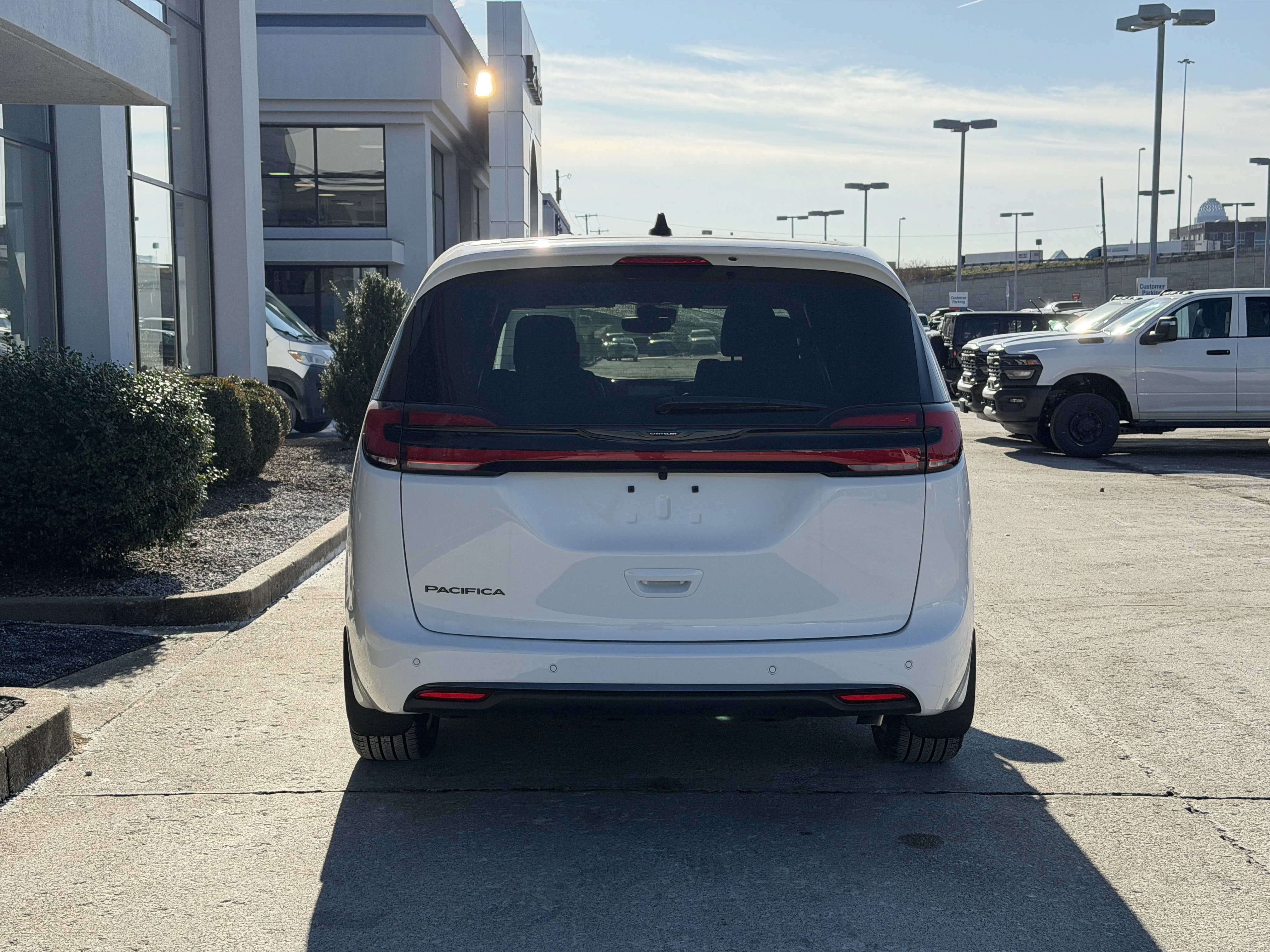 2026 Chrysler Pacifica Select - Photo 6