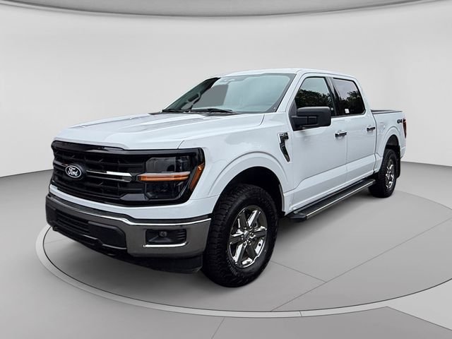 Used 2025 White Ford XLT image 1