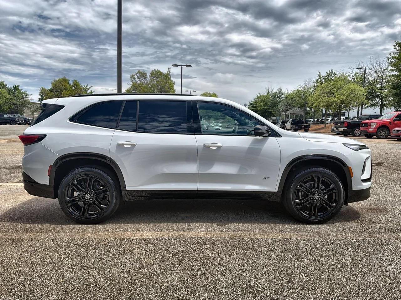 New 2026 Summit White Buick Sport Touring image 9