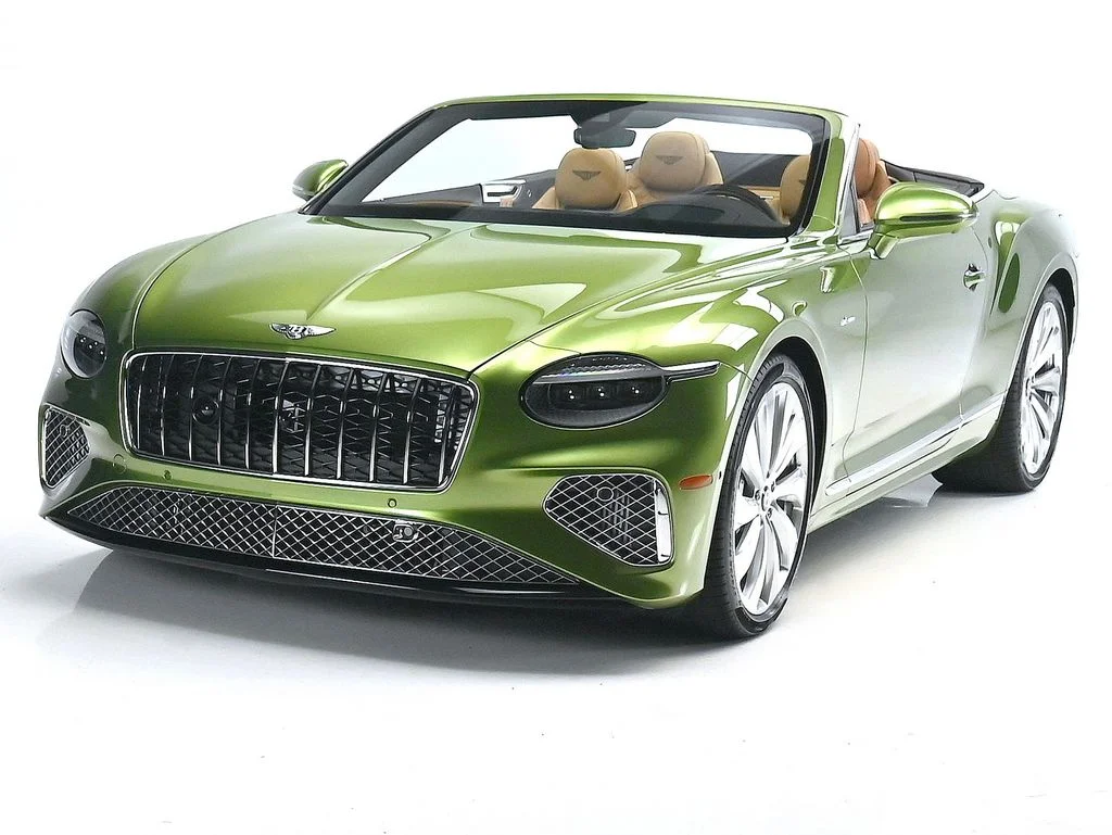 【新品 未開封】ベントレー Bentley Thebook New 2026 Bentley Continental GTC Azure Convertible for Sale