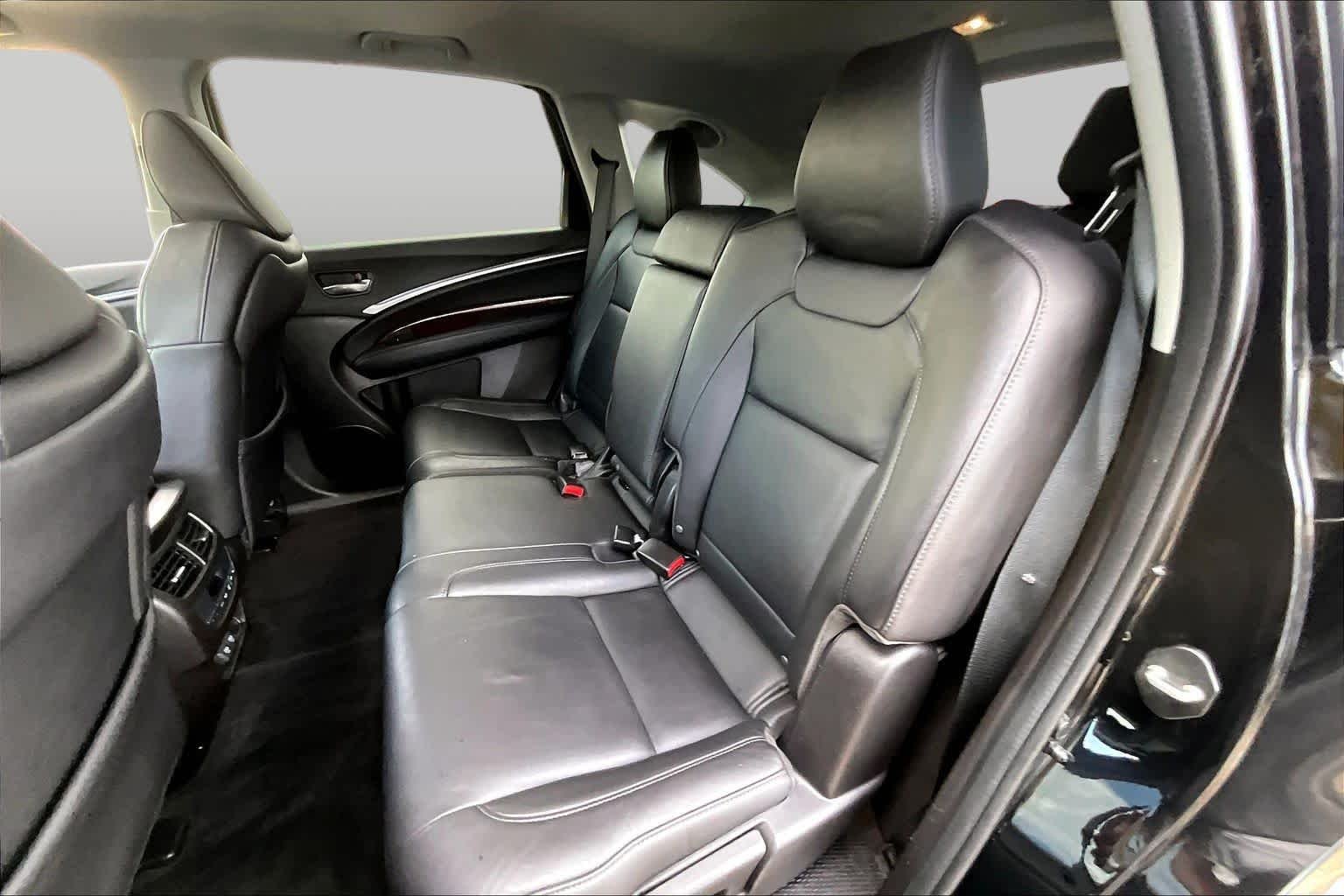 Used 2018 Crystal Black Pearl Acura w/Technology Pkg image 20