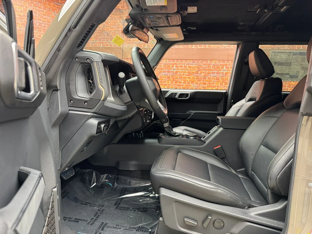 New 2025 Marsh Gray Ford Badlands® image 23