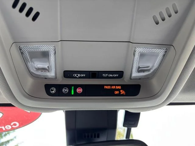 Used 2024 Summit White GMC SLE image 29