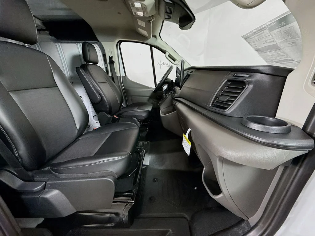 New 2026 Oxford White Ford Cargo Van image 24
