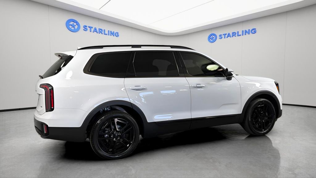 Used 2025 White Kia EX X-Line image 10