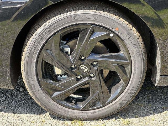 New 2026 Black Hyundai SEL Sport image 12