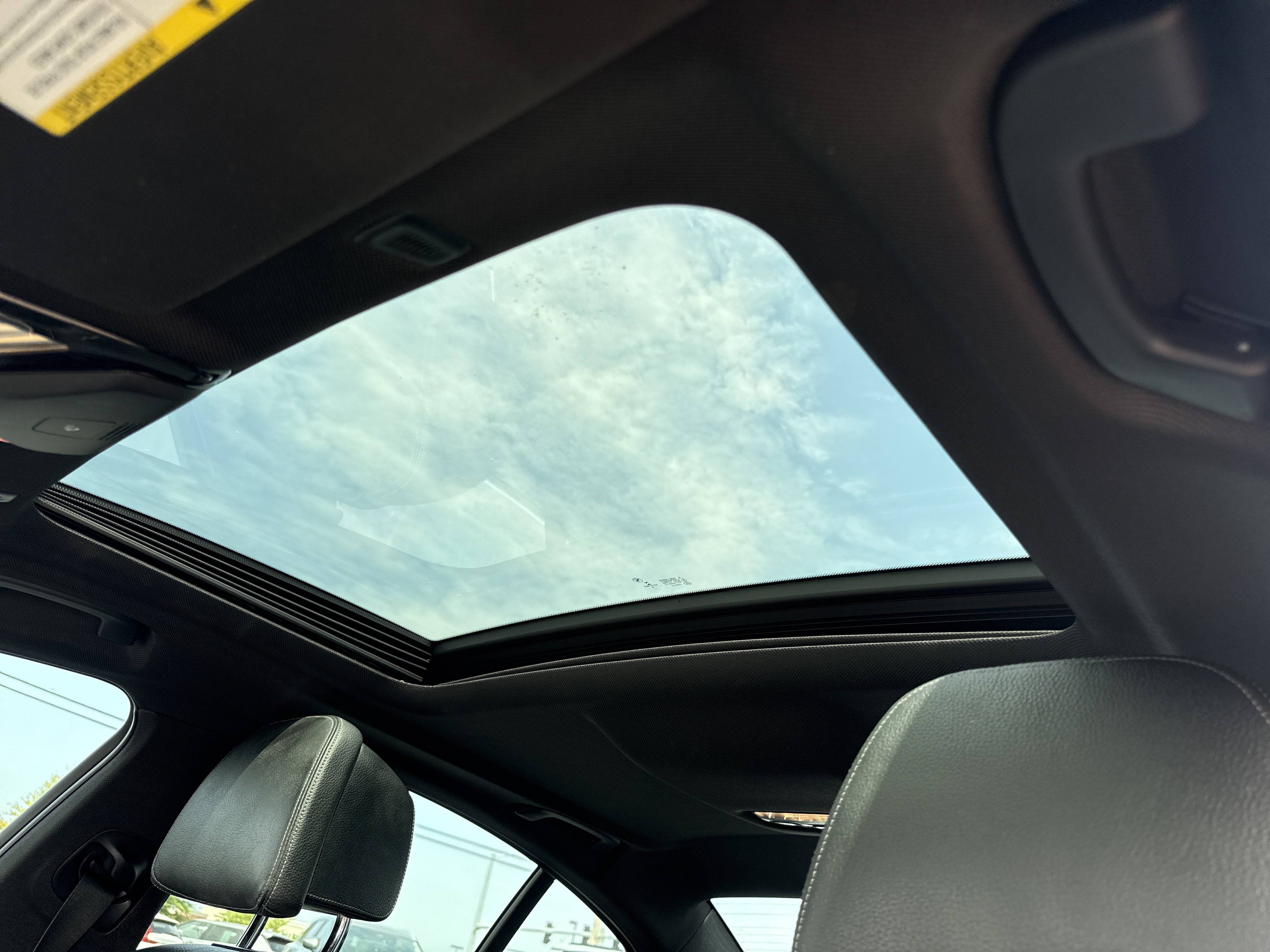 Used 2018 Black Sapphire Metallic BMW  image 23