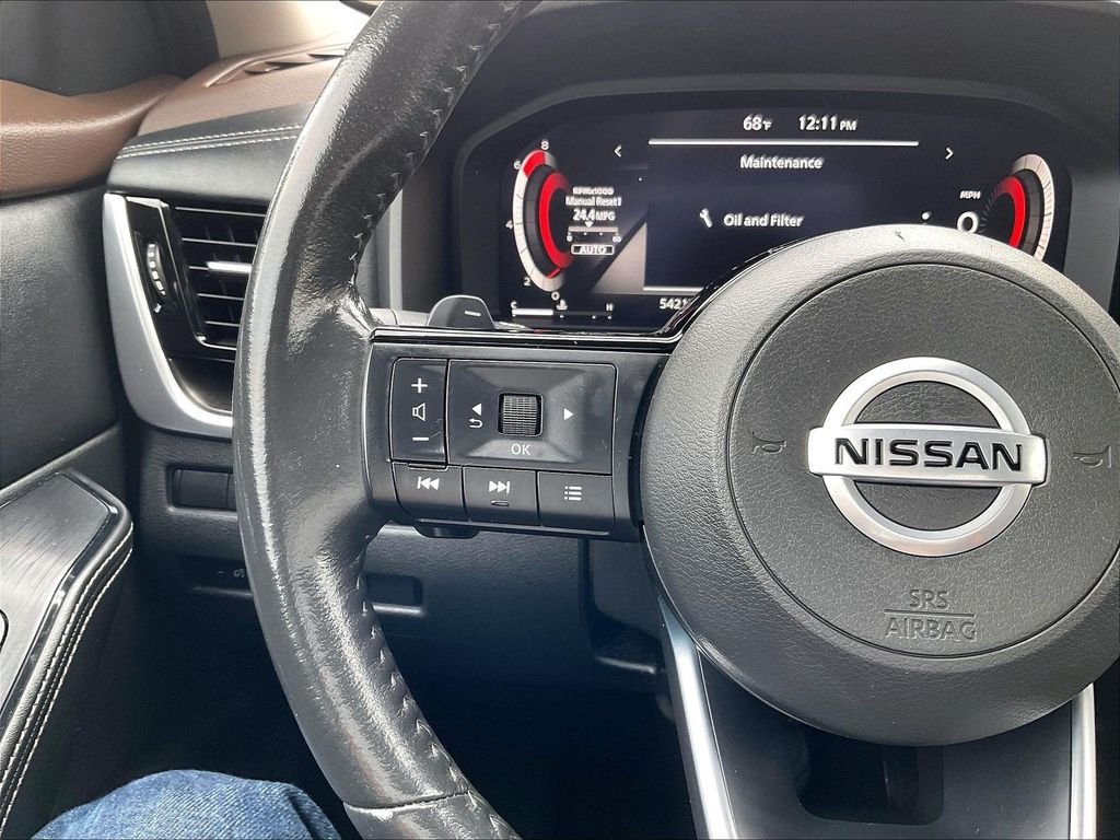 Used 2021 Blue Nissan Platinum image 23