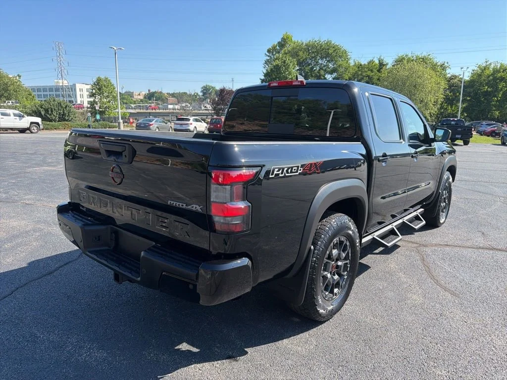 Used 2023 Black Nissan PRO-4X image 5