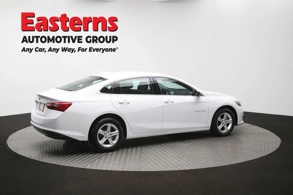 Used 2024 White Chevrolet LT image 42