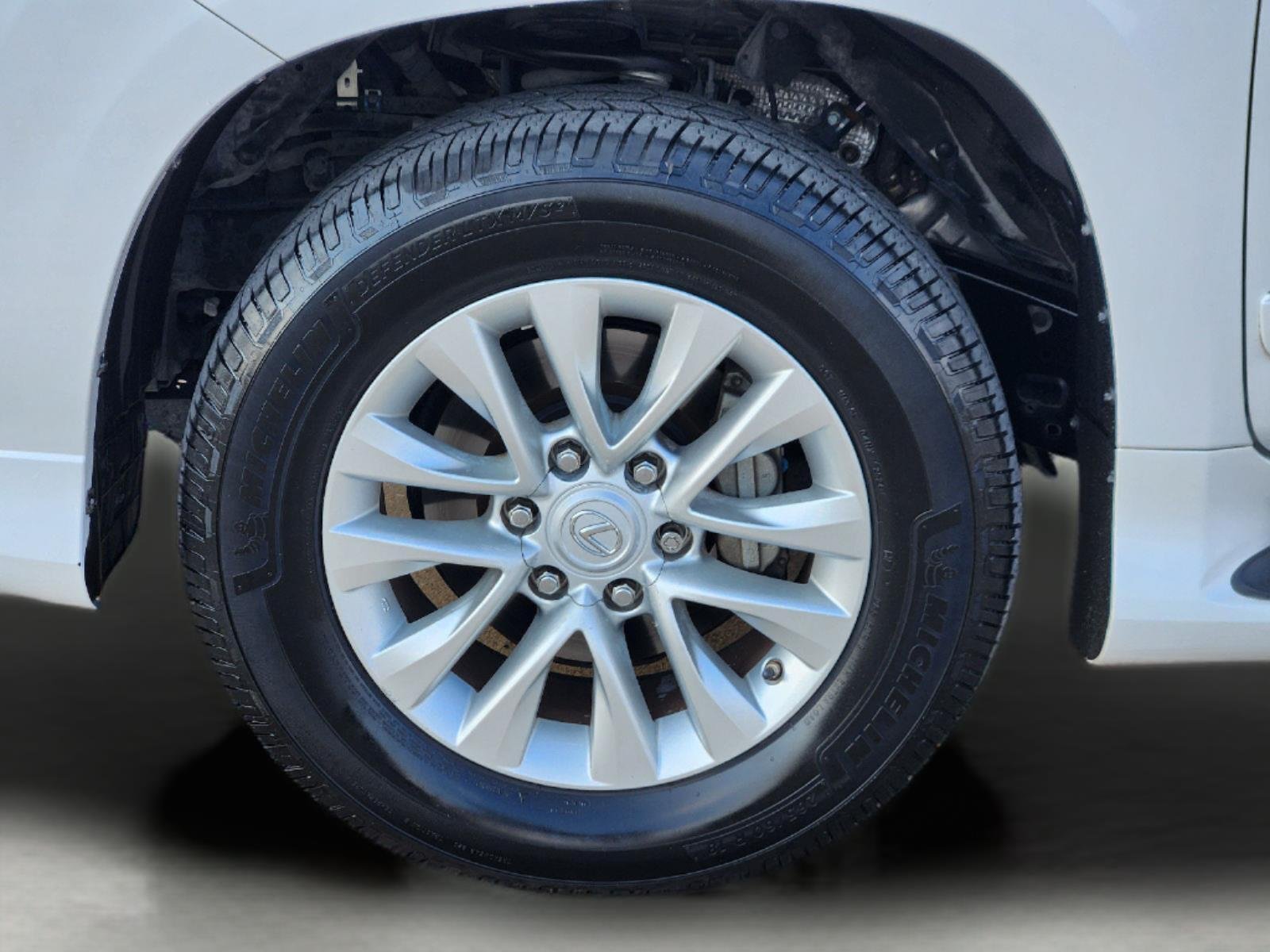Used 2016 Starfire Pearl Lexus  image 9