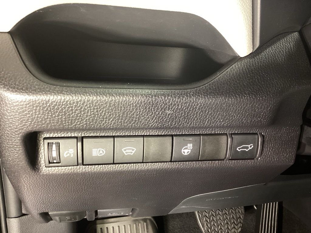 Used 2024 Black Toyota XLE Premium image 19
