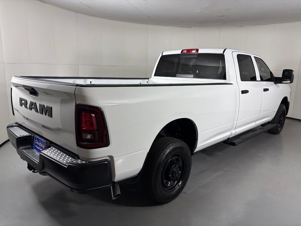 New 2026 Bright White Clear-Coat Exterior Paint RAM Tradesman image 8