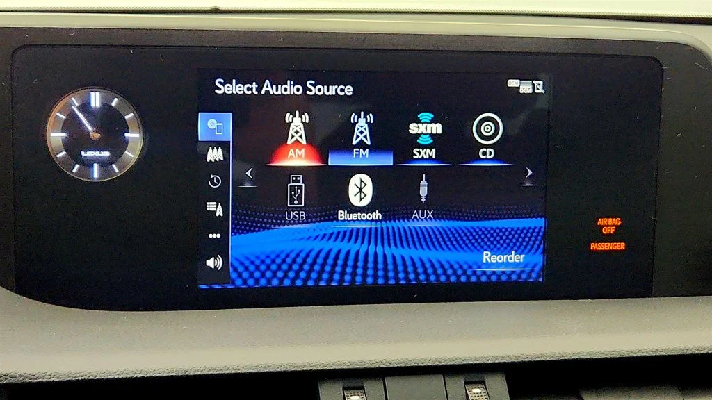 Used 2021 Ultra White Lexus ES 350 F SPORT w/ F SPORT Heated Leather Steering Wheel image 18