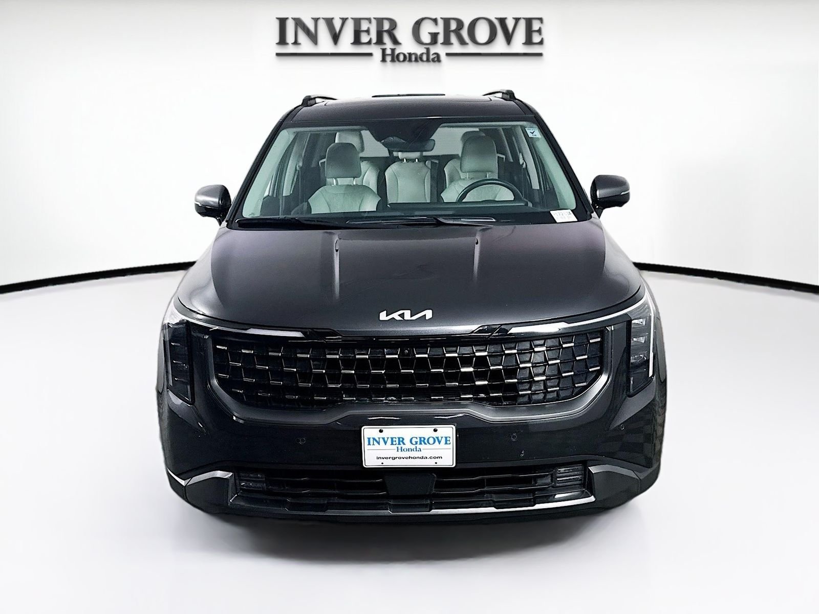 Used 2025 Kia Carnival SX with VIN KNDNE5K33S6470664 for sale in Inver Grove Heights, Minnesota