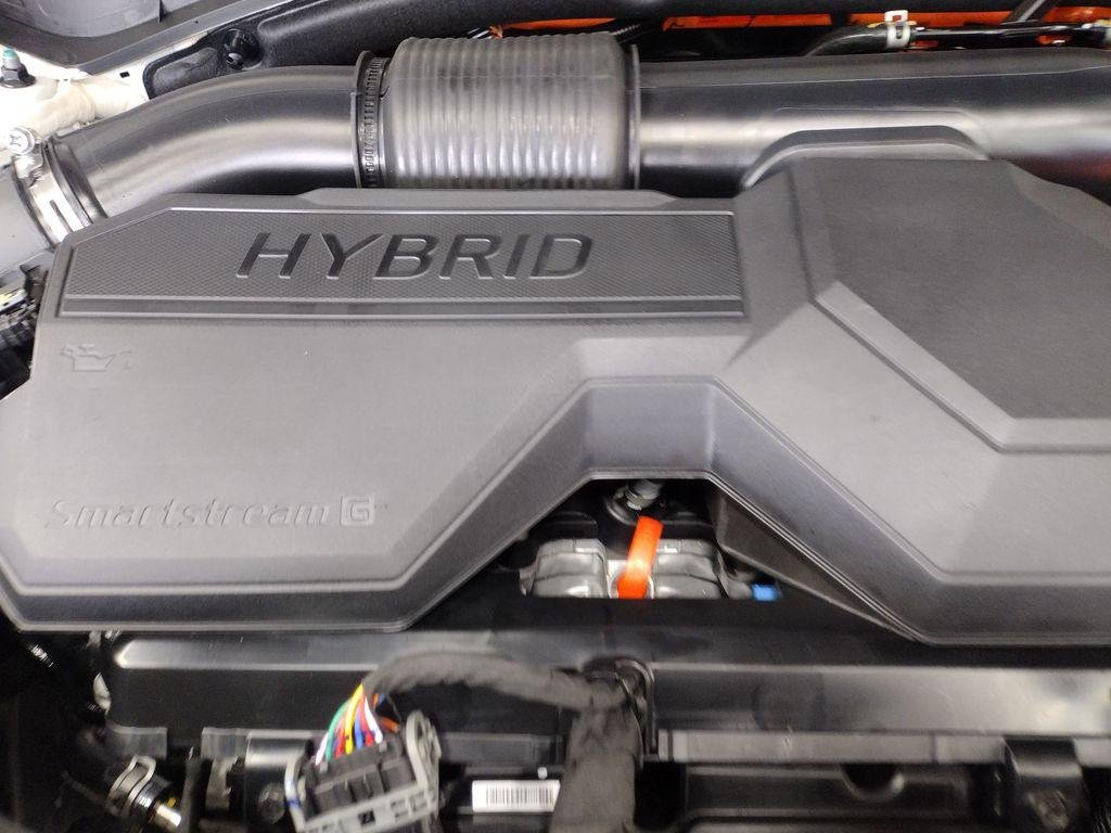 New 2026 White Hyundai SE image 6
