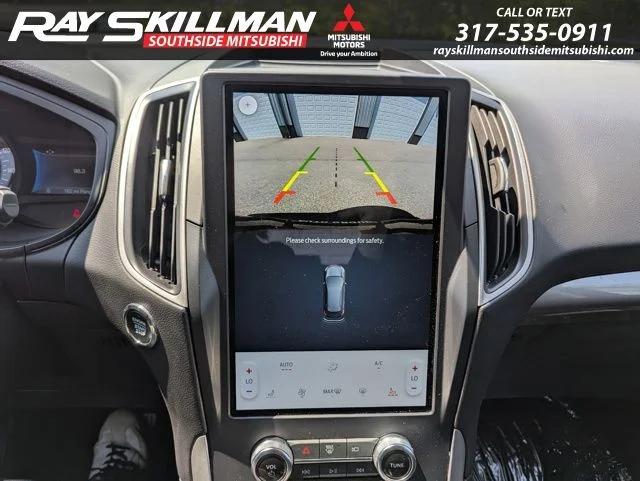 Used 2017 Blue Ford SE image 28