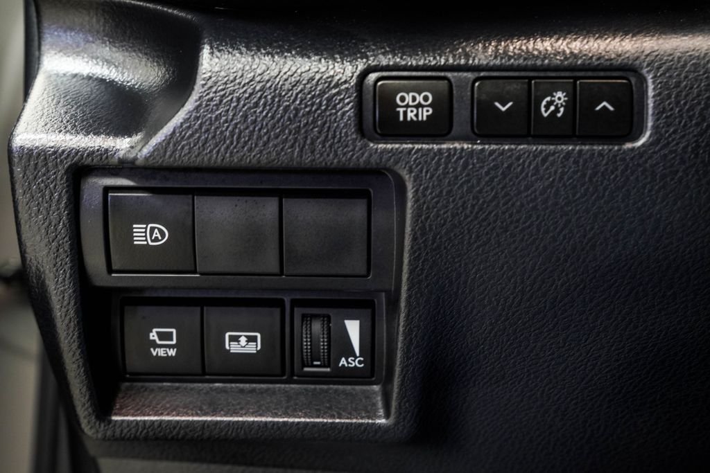 Used 2024 Gray Lexus 500 F SPORT Performance Premium image 40