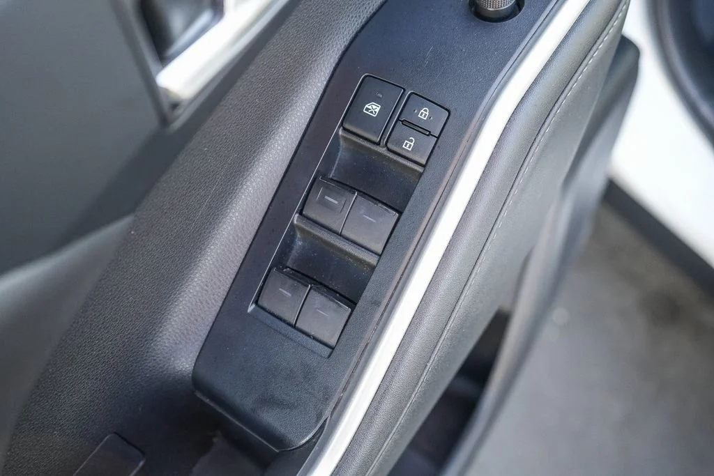 Used 2022 Beige Toyota XLE image 20