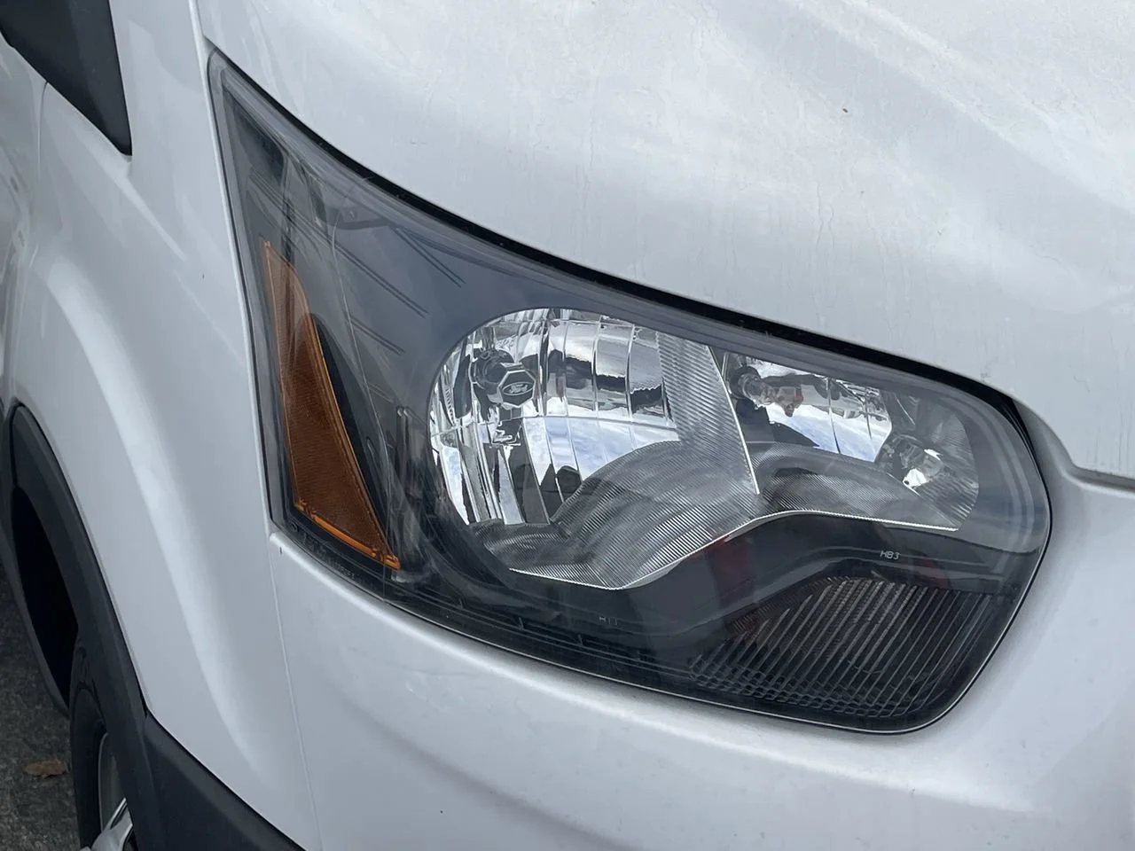 New 2025 Oxford White Ford  image 6
