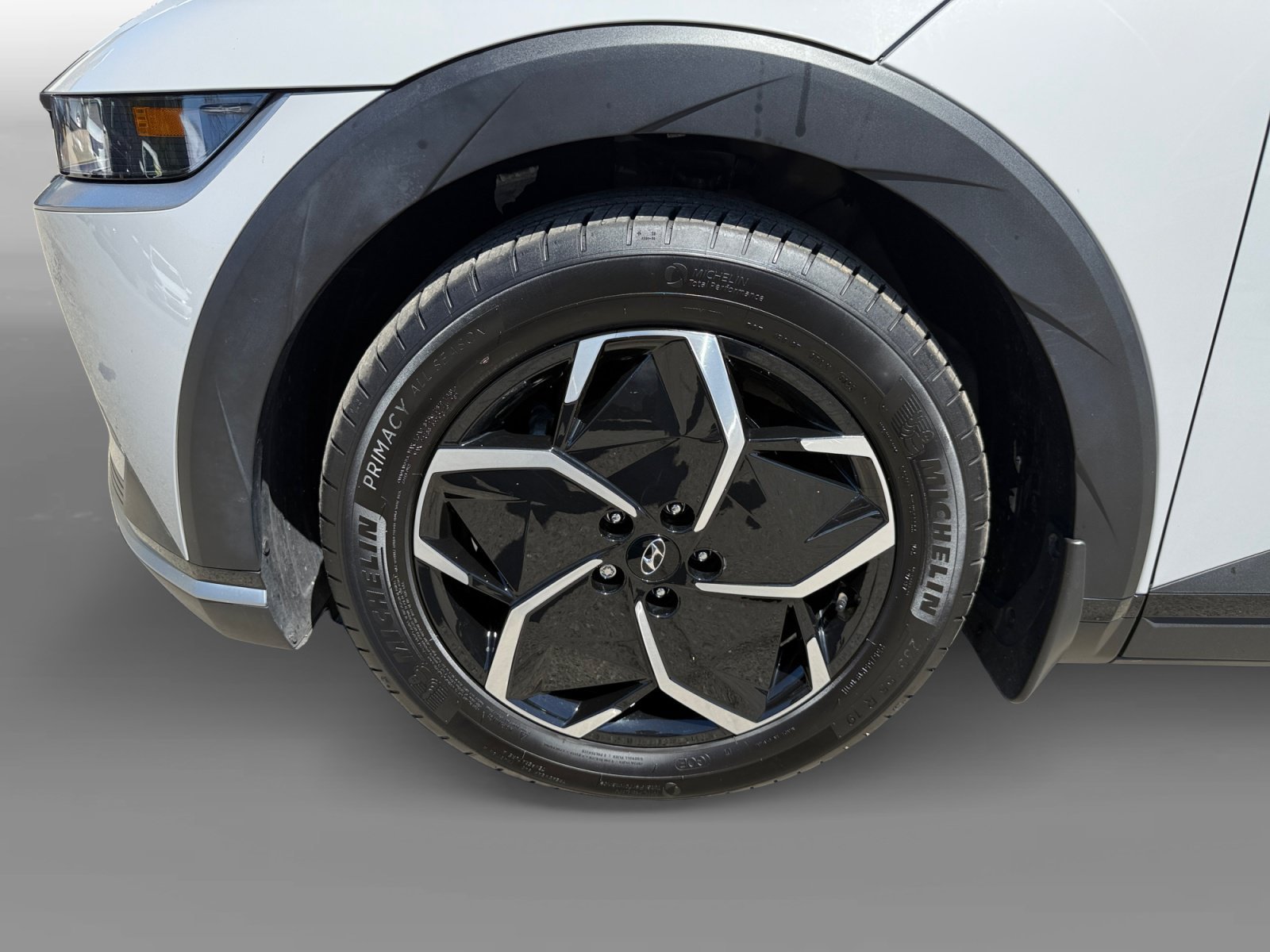 Certified Used 2024 Cyber Gray Hyundai SEL image 9