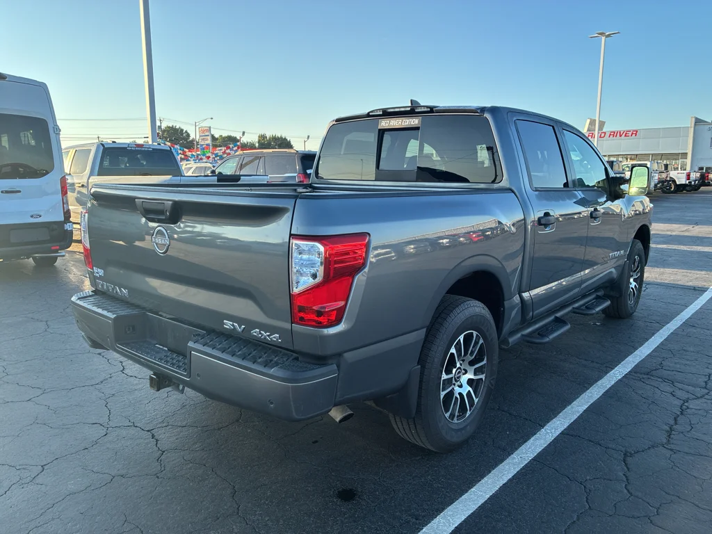 Used 2024 Gun Metallic Nissan SV image 5