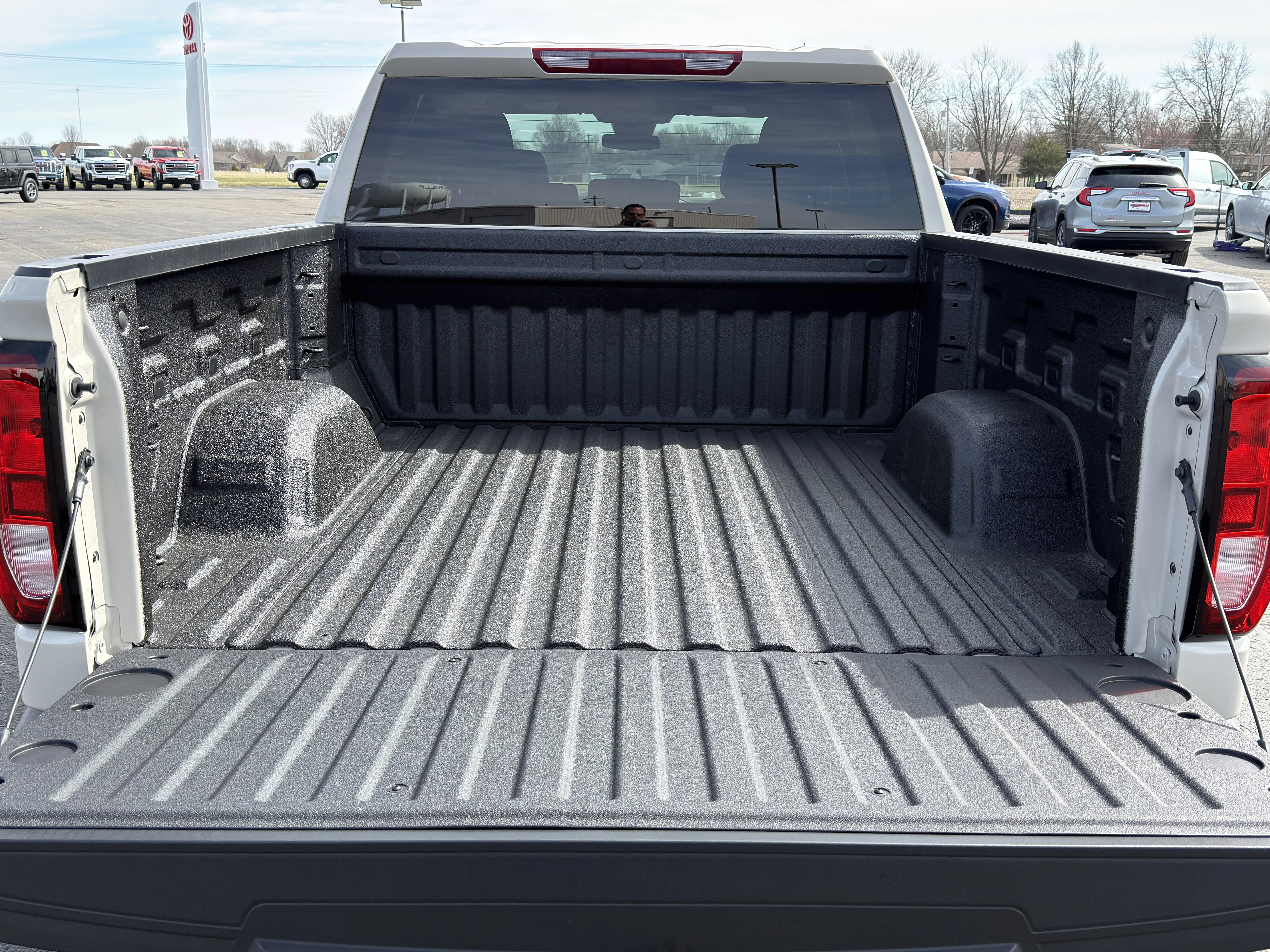 2026 GMC Sierra 1500 Pro - Photo 11
