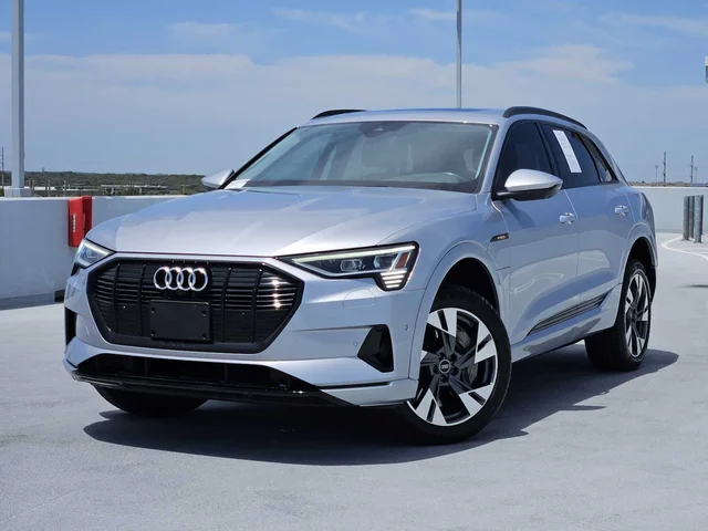 Pre-Owned 2021 Audi e-tron Premium