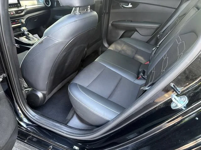 Used 2023 Black Kia GT-Line image 20