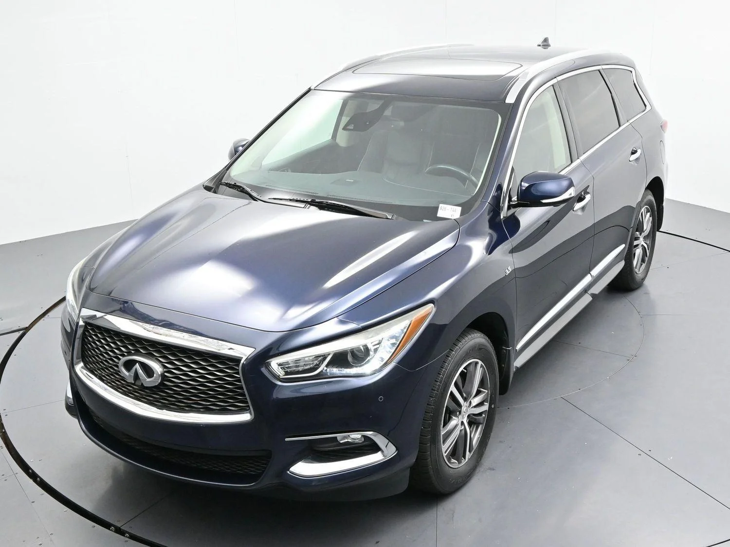 Used 2019 Hermosa Blue INFINITI LUXE image 36