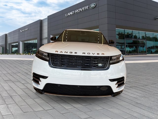 New 2026 Ostuni Pearl White Land Rover Autobiography image 8