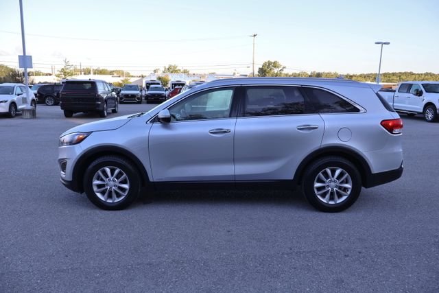 Used 2018 Silver Kia LX image 4