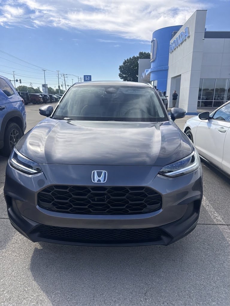 Used 2027 Charcoal Honda LX image 2
