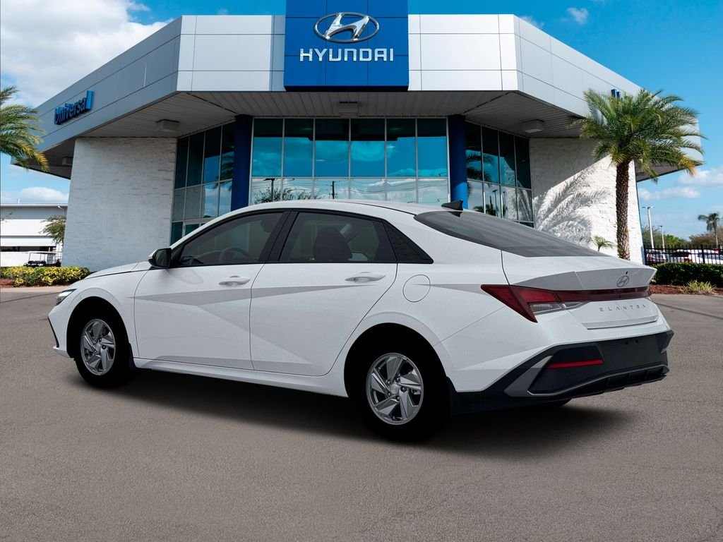 New 2026 White Hyundai SE image 24