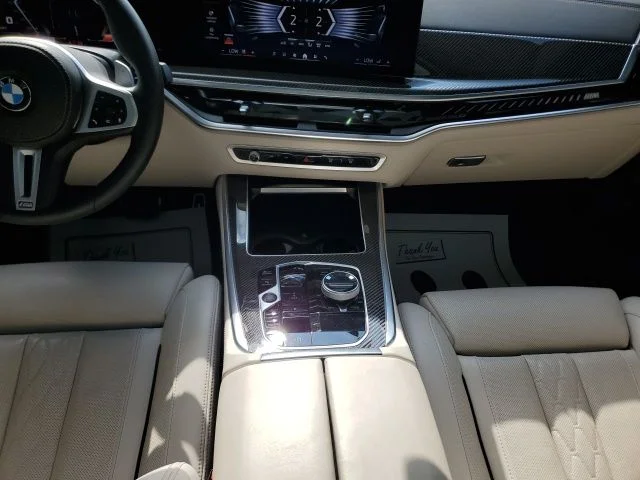 Used 2025 Black BMW M60i image 19