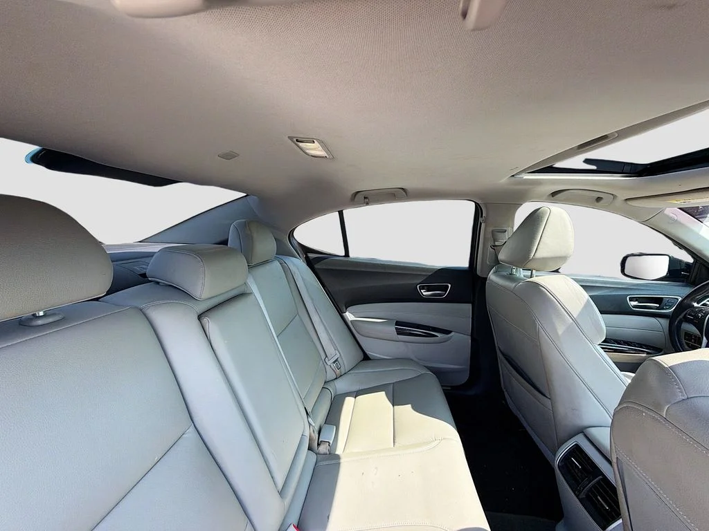 Used 2018  Acura 2.4L image 30