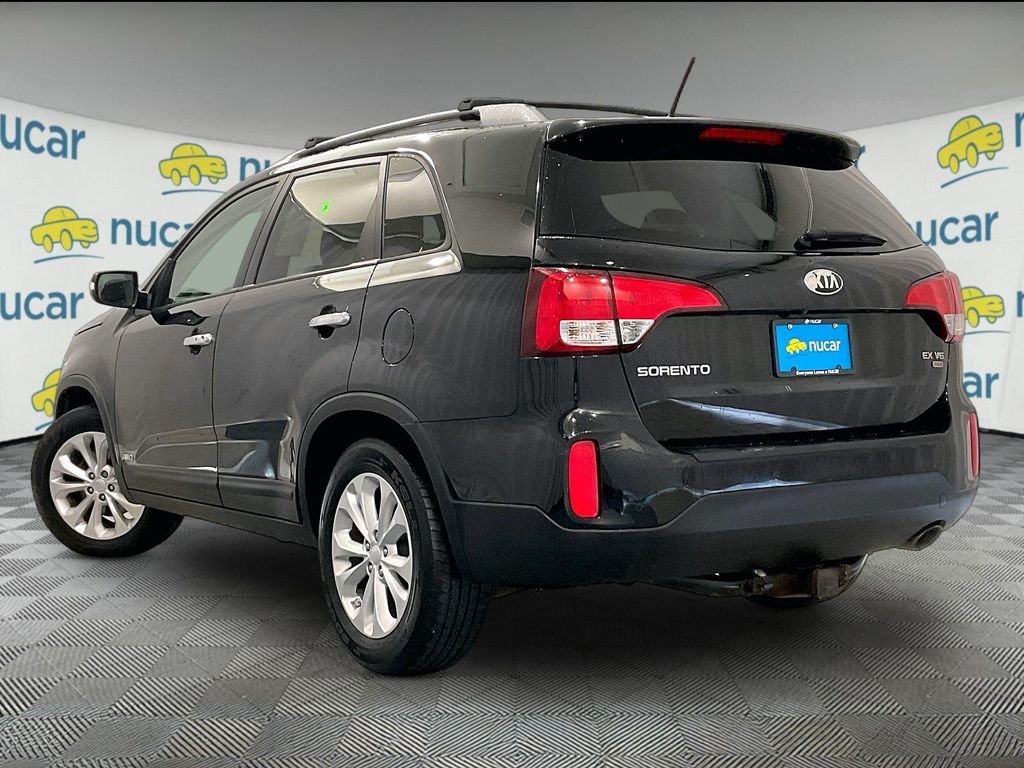 Used 2014 Ebony Black Kia EX image 4