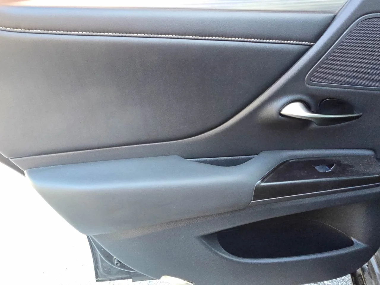 Used 2019 Black Lexus F Sport image 12