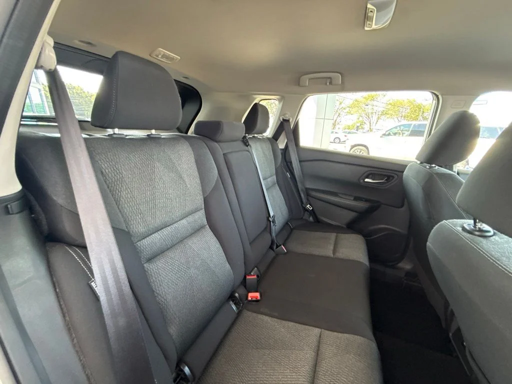 Used 2025 Silver Nissan SV image 34