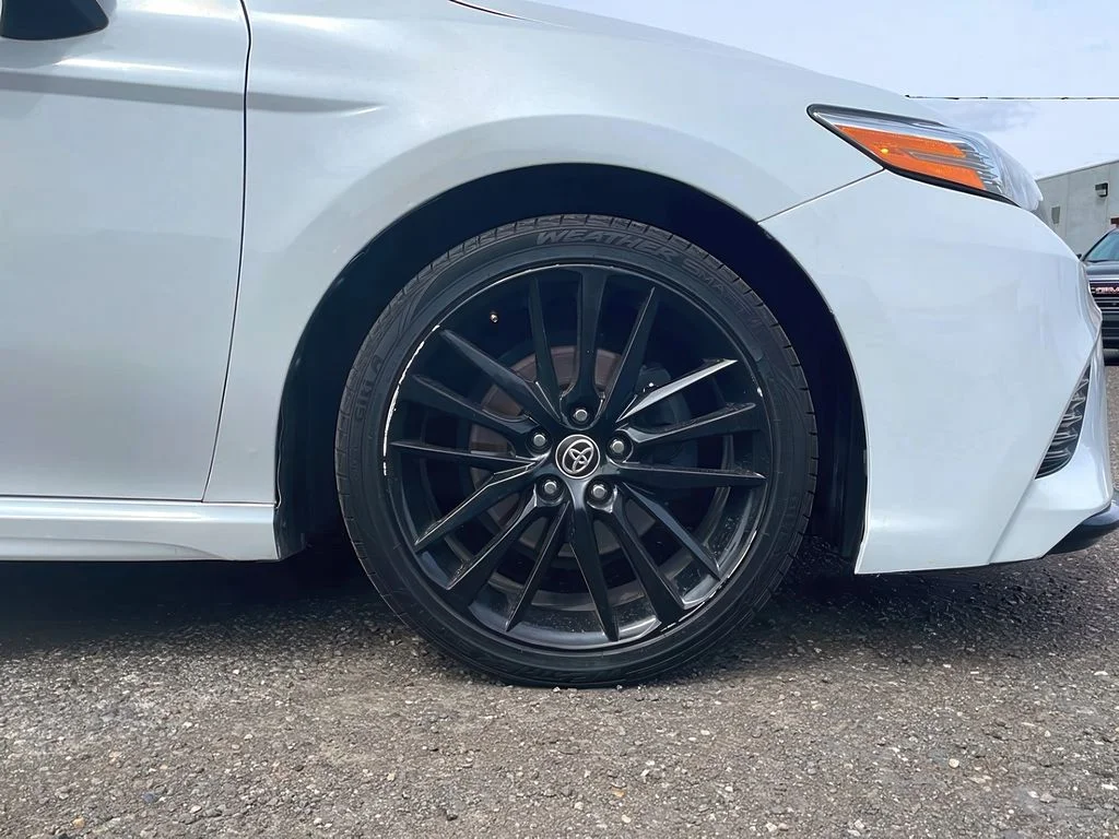 Used 2020 Wind Chill Pearl Toyota XSE image 24