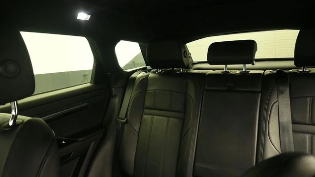 Used 2022 Nolita Grey Land Rover S image 22