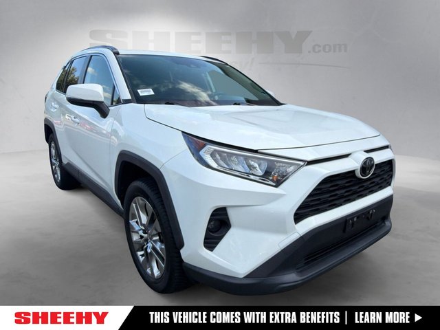2020 Toyota RAV4 XLE Premium