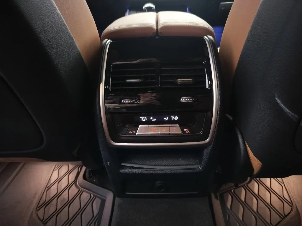 Certified Used 2023 Blue BMW xDrive40i image 21