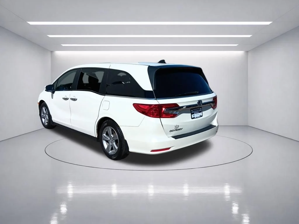 Used 2018 White Diamond Pearl Honda EX-L image 5