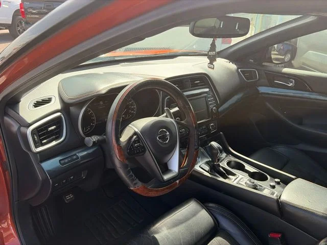 Used 2021 Orange Nissan SR image 20
