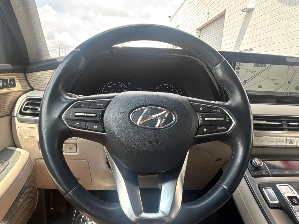 Used 2021 White Hyundai Limited image 21