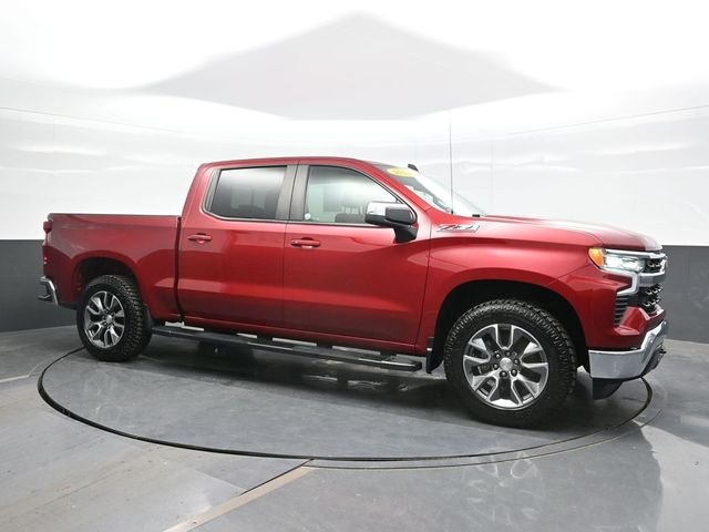 Used 2024 Red Chevrolet LT image 7