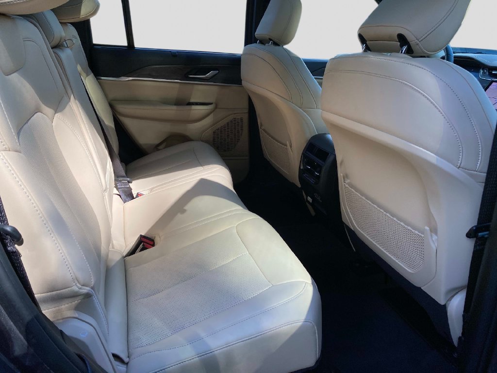 Used 2023 Gray Jeep Limited image 27